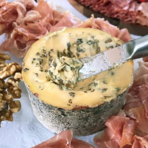 Queijo Gorgonzola de Colher 600g - Serra das Antas (Peça Inteira)