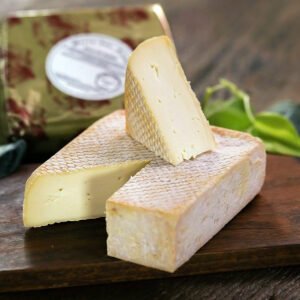 Queijo Taleggio 430g - Serra das Antas - Medalha de Super Ouro (Meia Peça)