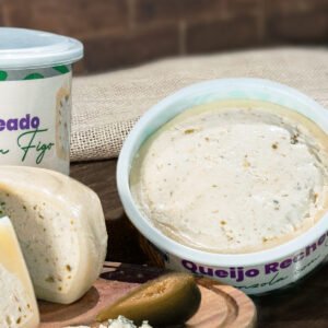 Queijo Recheado Sabor Gorgonzola e Figo 280g (Metade) - Bom da Fazenda