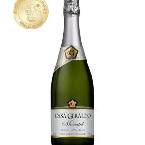 Vinho Moscatel Espumante Branco 750ml - Casa Geraldo - Medalha de Ouro